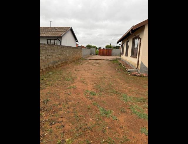 3 BEDROOM PROPERTY TO RENT IN DOBSONVILLE